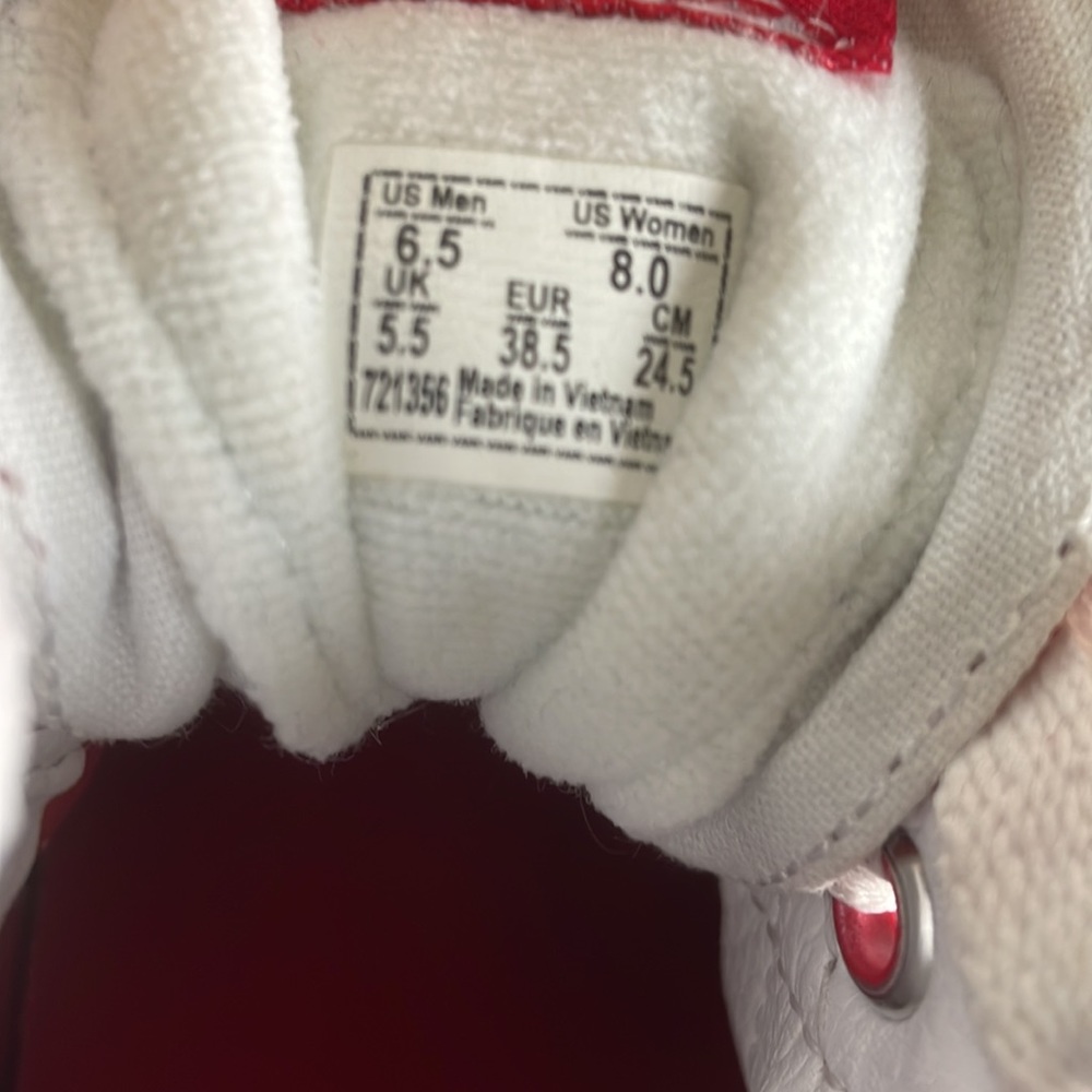 VANS•SK8-HI•RED - Picture 6 of 7